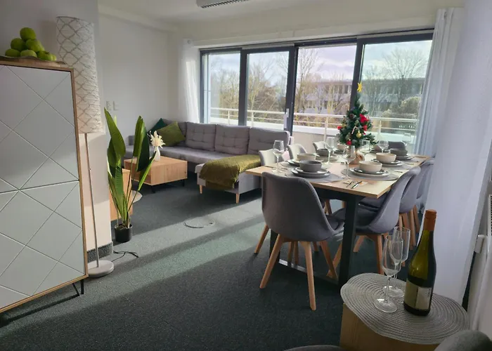 Grosse Mit Balkon Nahe Muenchen