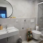 Grosse Mit Balkon Nahe Muenchen * إيسمانينغ