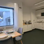 Grosse Mit Balkon Nahe Muenchen شقة إيسمانينغ