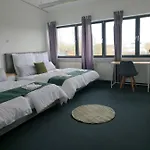 Grosse Mit Balkon Nahe Muenchen إيسمانينغ