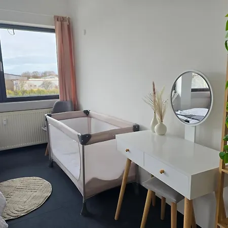 Grosse Mit Balkon Nahe Muenchen