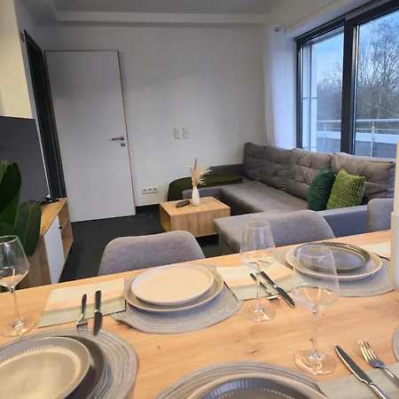 Апартаменты Grosse Mit Balkon Nahe Muenchen *