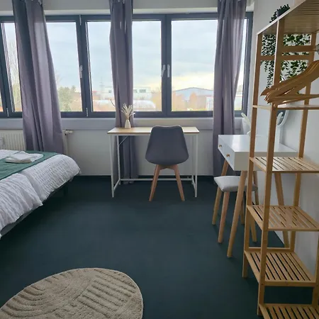 Grosse Mit Balkon Nahe Muenchen Ismaning