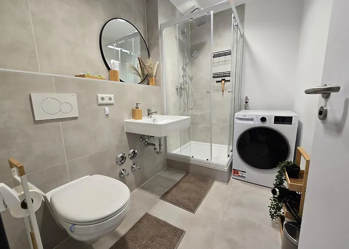 Große Mit Balkon Nahe München Apartamento